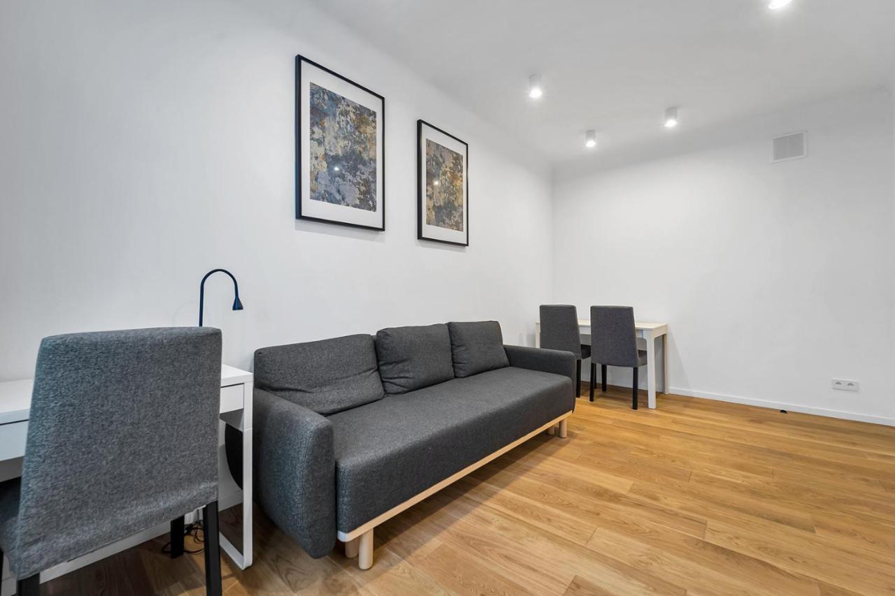 Dzielna Standard Apartment Варшава Екстер'єр фото